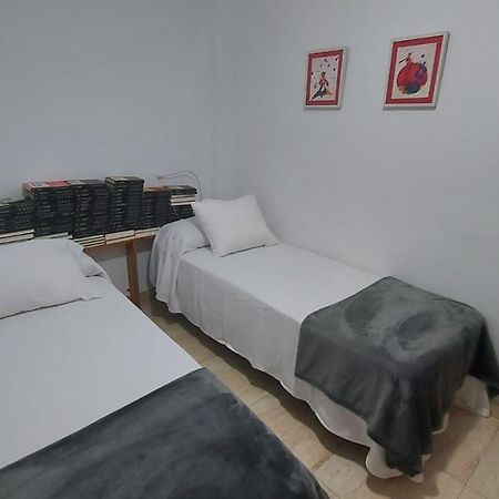 La Libreria De Viana Apartment Cordoba Exterior photo